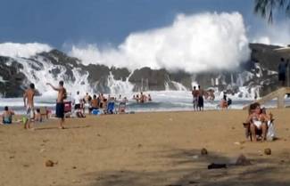 Vega Baja: Η εντυπωσιακή παραλία που ξεχωρίζει και προκαλεί δέος (video)