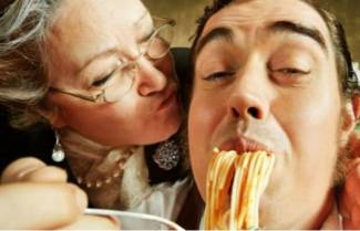 Πώς να βοηθήσεις το παιδί σου να ενηλικιωθεί