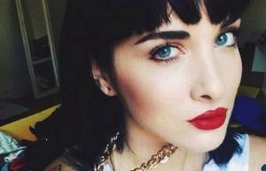 H πιο διάσημη γυναίκα στα online ραντεβού: "Η δημοσιότητα μου καταστρέφει τη ζωή" (video)