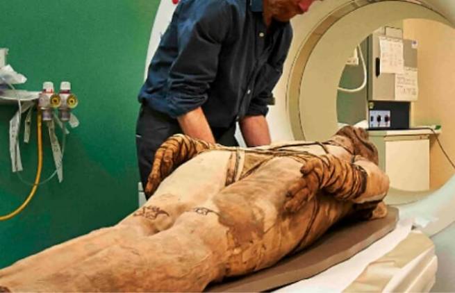 Βρετανικό Μουσείο: Έκαναν αξονική στις μούμιες