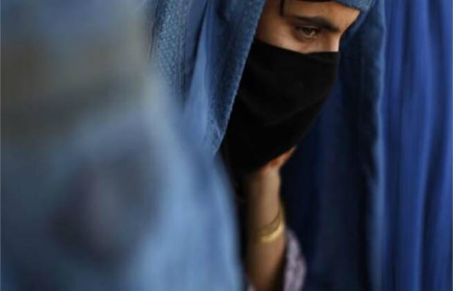 Πακιστανή λιθοβολήθηκε μέχρι θανάτου γιατί παντρεύτηκε αυτόν που αγαπούσε